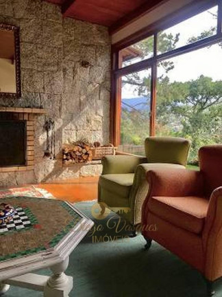 Imagem Casa com 4 Quartos à Venda, 400 m² em Parque Do Imbui - Teresópolis