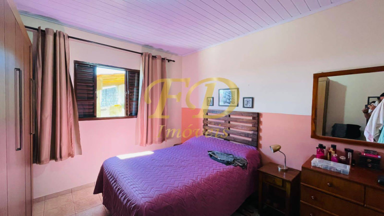 Imagem Casa com 3 Quartos à Venda, 350 m² em Terra Preta - Mairiporã Imagem Casa com 3 Quartos à Venda, 350 m² em Terra Preta - Mairiporã