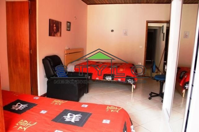 Imagem Sobrado com 3 Quartos à Venda, 180 m² em Parque Selecta - São Bernardo Do Campo Imagem Sobrado com 3 Quartos à Venda, 180 m² em Parque Selecta - São Bernardo Do Campo