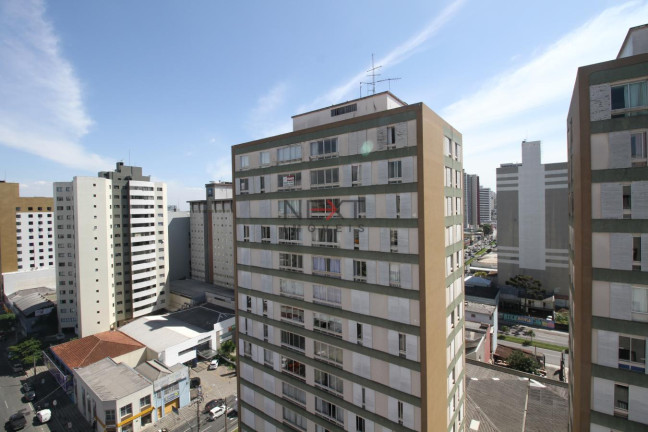 Imagem Apartamento com 2 Quartos à Venda, 60 m² em Centro - Curitiba