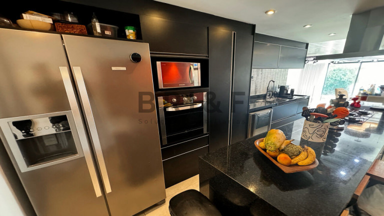 Imagem Casa com 3 Quartos à Venda, 192 m² em Jardim Aeroporto - São Paulo Imagem Casa com 3 Quartos à Venda, 192 m² em Jardim Aeroporto - São Paulo