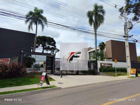 Sobrado com 3 Quartos à Venda, 158 m² em Pilarzinho - Curitiba