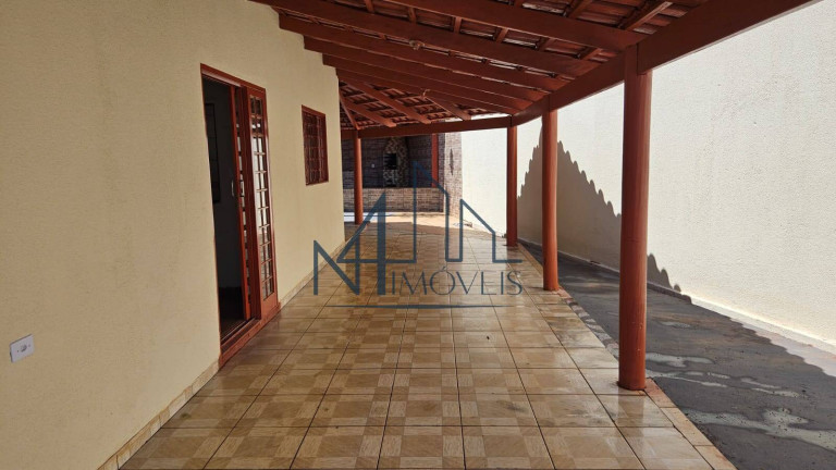 Imagem Casa com 3 Quartos à Venda, 302 m² em Pontal Sul - Acréscimo - Aparecida De Goiânia