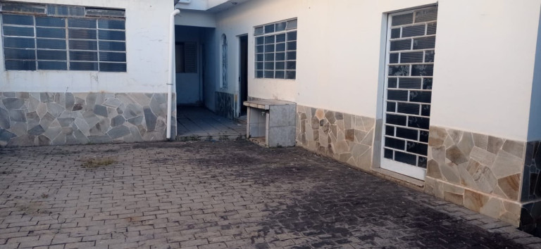Casa com 3 Quartos à Venda, 100 m² em Centro - Jacareí