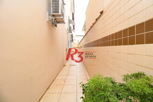 Imagem Sobrado com 4 Quartos à Venda, 342 m² em Embaré - Santos