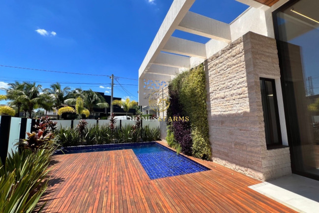 Casa com 4 Quartos à Venda, 284 m² em Condomínio Do Lago - Goiânia