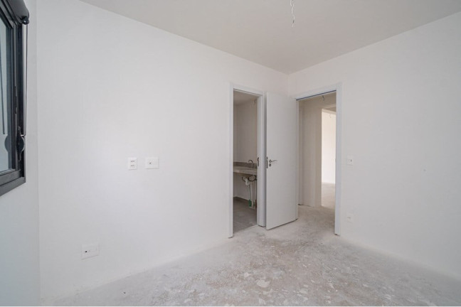 Imagem Imóvel com 3 Quartos à Venda, 101 m² em Menino Deus - Porto Alegre Imagem Imóvel com 3 Quartos à Venda, 101 m² em Menino Deus - Porto Alegre