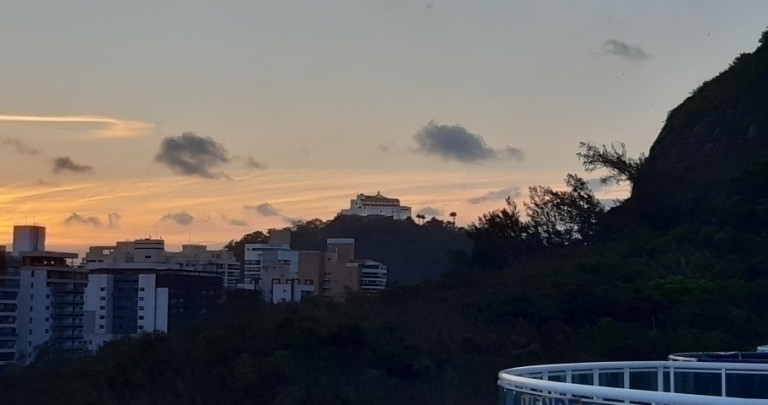 Imagem Cobertura com 4 Quartos à Venda, 476 m² em Praia Da Costa - Vila Velha