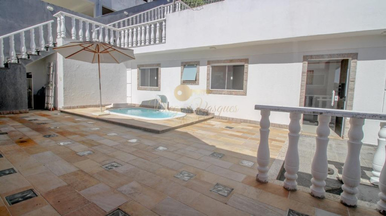 Imagem Casa com 3 Quartos à Venda, 337 m² em Tijuca - Teresópolis Imagem Casa com 3 Quartos à Venda, 337 m² em Tijuca - Teresópolis
