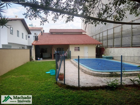 Imagem Casa com 3 Quartos à Venda, 266 m² em Centro - Biguaçu