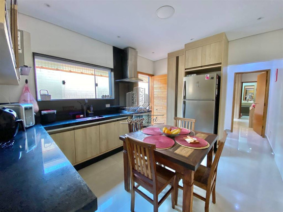 Imagem Sobrado com 3 Quartos à Venda, 182 m² em Guilhermina - Praia Grande Imagem Sobrado com 3 Quartos à Venda, 182 m² em Guilhermina - Praia Grande