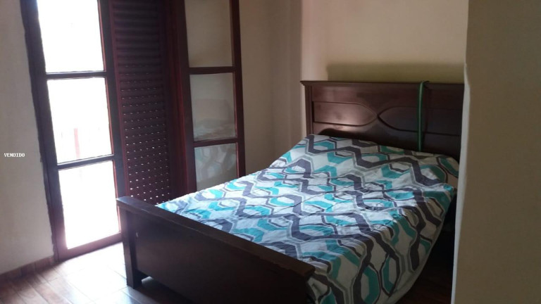 Imagem Casa com 4 Quartos à Venda, 192 m² em Parque Pinheiros - Poços De Caldas Imagem Casa com 4 Quartos à Venda, 192 m² em Parque Pinheiros - Poços De Caldas