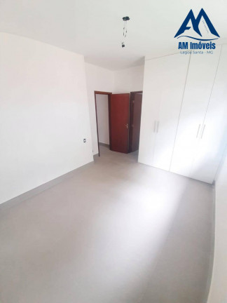Imagem Casa com 3 Quartos à Venda, 360 m² em Tradição - Lagoa Santa Imagem Casa com 3 Quartos à Venda, 360 m² em Tradição - Lagoa Santa