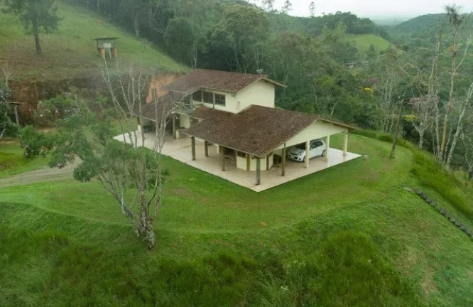 Imagem Imóvel com 80 Quartos à Venda, em Pouso Alto - Natividade Da Serra Imagem Imóvel com 80 Quartos à Venda, em Pouso Alto - Natividade Da Serra