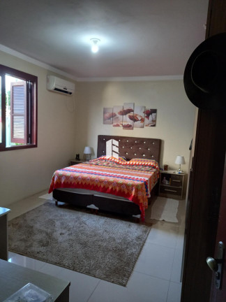 Imagem Casa com 3 Quartos à Venda,  em São José - Santa Maria