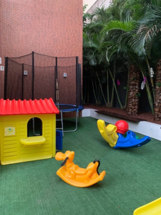 Imagem Imóvel com 4 Quartos à Venda, 193 m² em Barra - Salvador Imagem Imóvel com 4 Quartos à Venda, 193 m² em Barra - Salvador