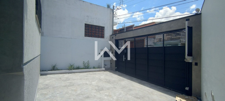 Imagem Sobrado com 4 Quartos à Venda, 220 m² em Jardim São Roberto - Guarulhos Imagem Sobrado com 4 Quartos à Venda, 220 m² em Jardim São Roberto - Guarulhos