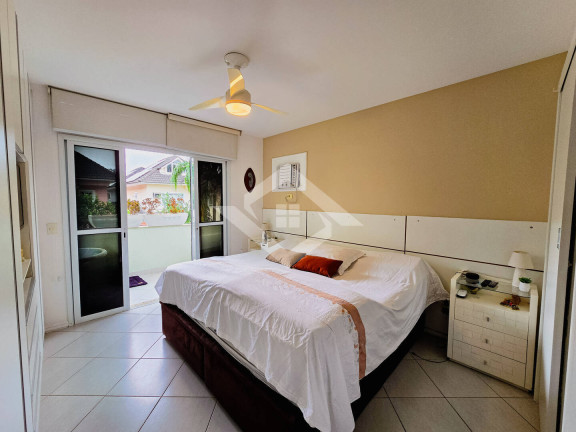 Imagem Casa de Condomínio com 4 Quartos à Venda, 220 m² em Vargem Pequena - Rio De Janeiro