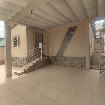 Casa com 3 Quartos para Alugar, 150 m² em São Lourenço - Anápolis