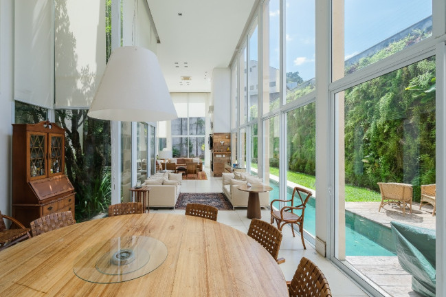 Imagem Casa com 3 Quartos à Venda, 480 m² em Vila Madalena - São Paulo Imagem Casa com 3 Quartos à Venda, 480 m² em Vila Madalena - São Paulo