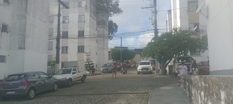 Apartamento com 2 Quartos à Venda, 49 m² em Canabrava - Salvador