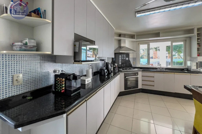 Imagem Casa com 6 Quartos à Venda, 317 m² em Dom Bosco - Itajaí Imagem Casa com 6 Quartos à Venda, 317 m² em Dom Bosco - Itajaí