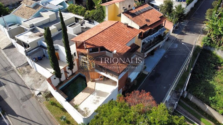 Casa com 3 Quartos à Venda, 377 m² em Jardim Das Flores - Atibaia