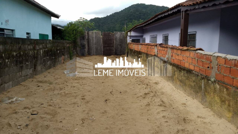 Terreno à Venda, 135 m² em Mongaguá