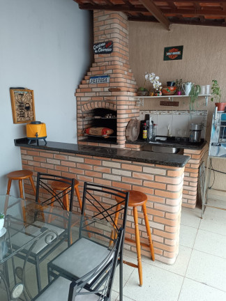 Imagem Casa com 4 Quartos à Venda, 280 m² em Jardim Karolyne - Votorantim