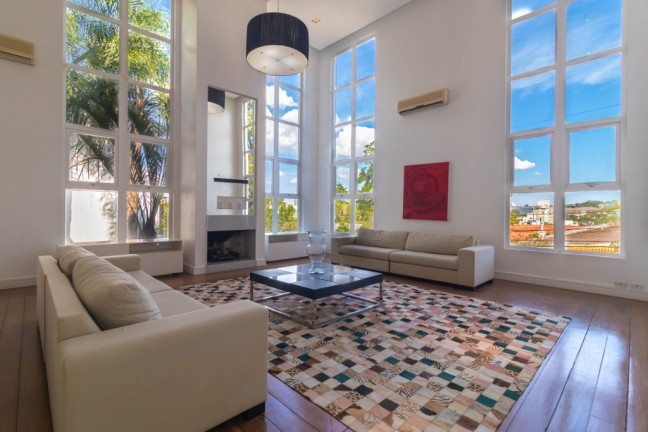 Imagem Casa com 3 Quartos à Venda, 389 m² em Boa Vista - Porto Alegre