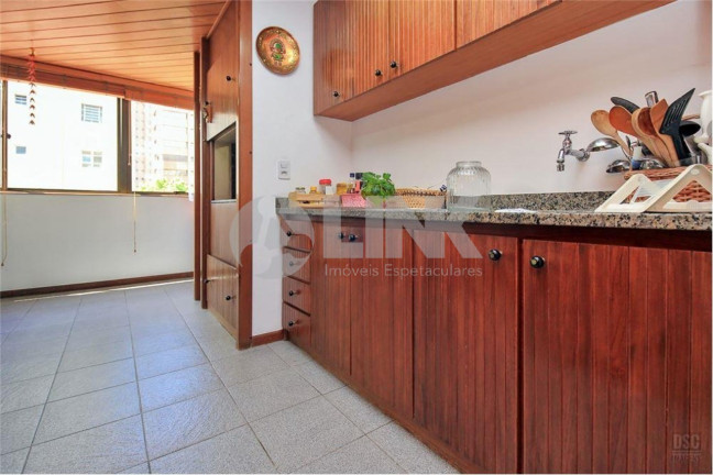 Imagem Apartamento com 4 Quartos à Venda, 217 m² em Auxiliadora - Porto Alegre Imagem Apartamento com 4 Quartos à Venda, 217 m² em Auxiliadora - Porto Alegre