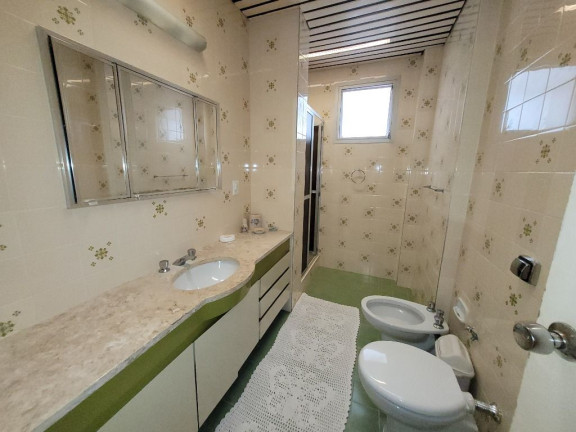 Imagem Apartamento com 3 Quartos à Venda, 140 m² em Pitangueiras - Guarujá Imagem Apartamento com 3 Quartos à Venda, 140 m² em Pitangueiras - Guarujá