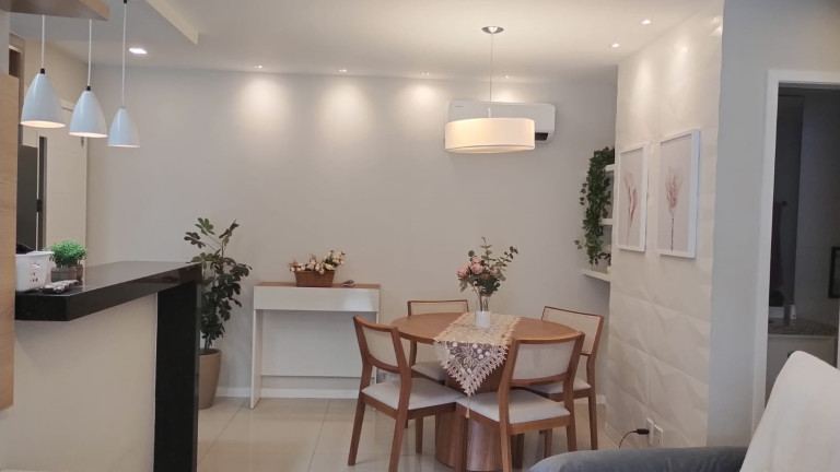Imagem Imóvel com 2 Quartos à Venda, 96 m² em Piratininga - Niterói Imagem Imóvel com 2 Quartos à Venda, 96 m² em Piratininga - Niterói