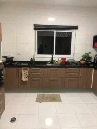 Imagem Sobrado com 3 Quartos à Venda, 120 m² em Vila Areao - Taubaté Imagem Sobrado com 3 Quartos à Venda, 120 m² em Vila Areao - Taubaté