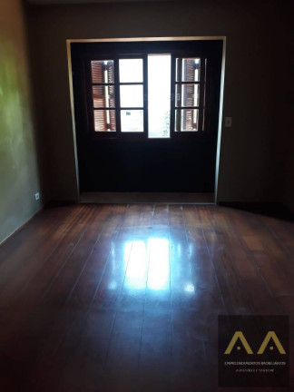 Imagem Casa com 4 Quartos para Alugar,  em São Paulo