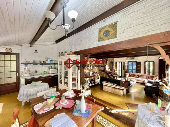 Imagem Casa de Condomínio com 3 Quartos à Venda, 4 m² em Moinho Velho - Embu Das Artes