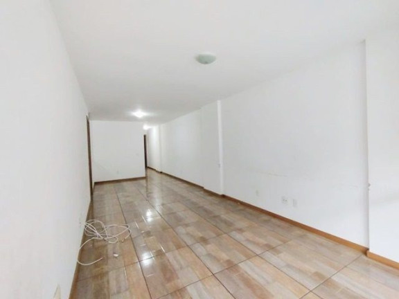 Imagem Imóvel com 3 Quartos à Venda, 130 m² em Várzea - Teresópolis Imagem Imóvel com 3 Quartos à Venda, 130 m² em Várzea - Teresópolis