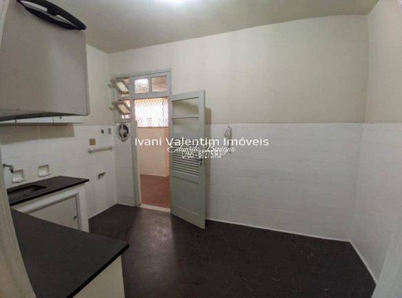 Imagem Apartamento com 3 Quartos à Venda, 121 m² em Tijuca - Rio De Janeiro Imagem Apartamento com 3 Quartos à Venda, 121 m² em Tijuca - Rio De Janeiro