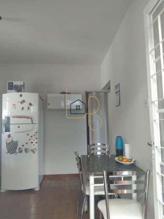 Imagem Casa com 2 Quartos à Venda, 185 m² em Conjunto Santa Rita 6 - Londrina