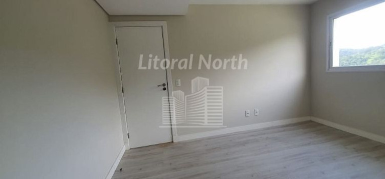 Imagem Apartamento com 2 Quartos à Venda, 70 m² em Ressacada - Itajaí