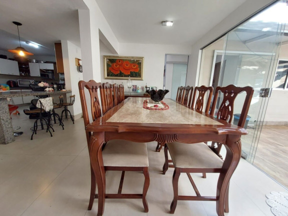 Imagem Sobrado com 4 Quartos à Venda, 348 m² em Setor Bueno - Goiânia