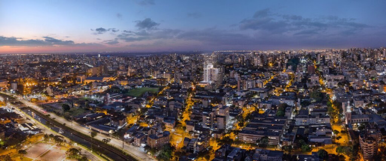 Imagem Imóvel com 1 Quarto à Venda,  em Rio Branco - Porto Alegre