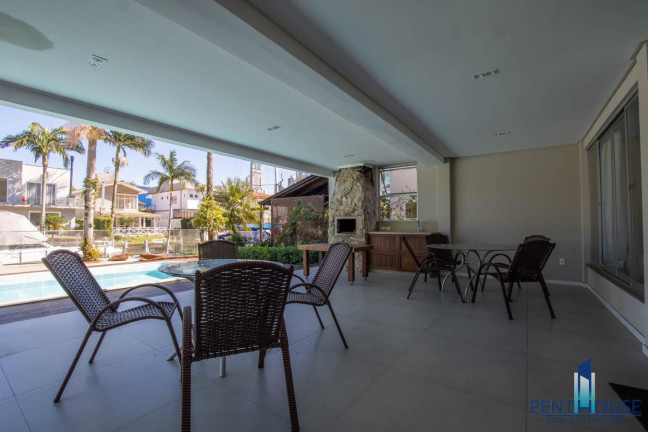 Imagem Casa com 5 Quartos à Venda, 420 m² em Barra - Balneário Camboriú