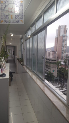 Apartamento com 3 Quartos à Venda, 144 m² em Gonzaga - Santos