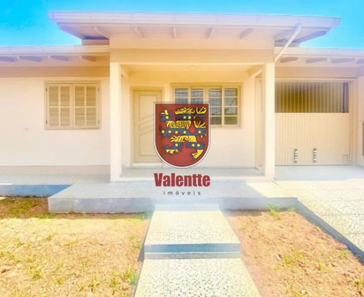Casa com 3 Quartos à Venda, 320 m² em Capoeiras - Florianópolis