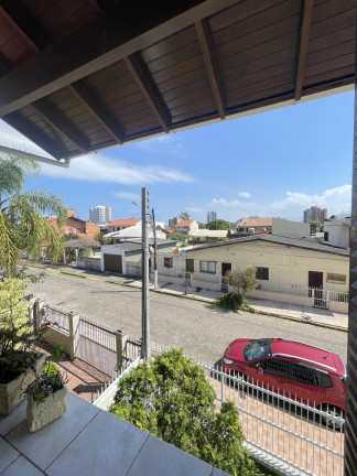 Imagem Casa com 4 Quartos à Venda, 240 m² em Centro - Torres