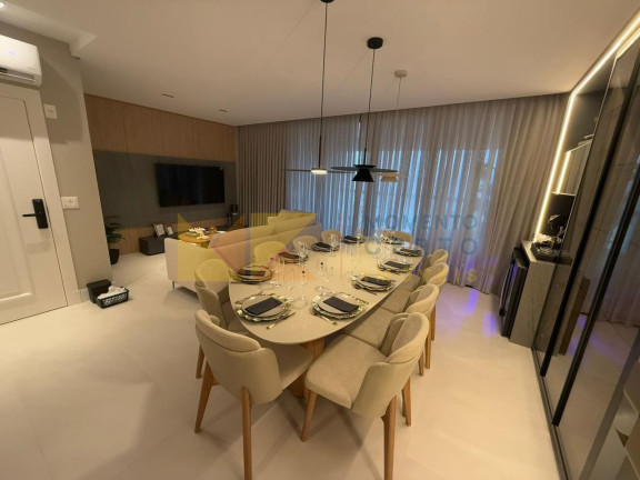 Imagem Apartamento com 4 Quartos à Venda, 132 m² em Centro - Balneário Camboriú