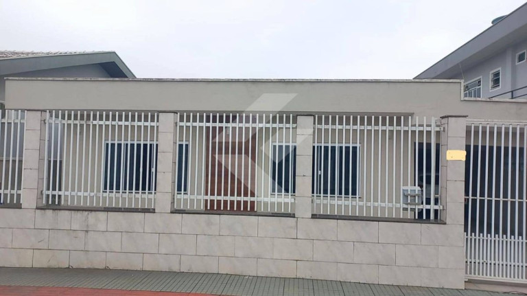 Casa com 4 Quartos à Venda, 200 m² em Cordeiros - Itajaí
