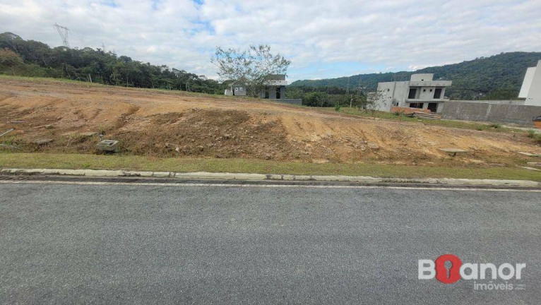 Imagem Terreno à Venda, 395 m² em Ponta Aguda - Blumenau Imagem Terreno à Venda, 395 m² em Ponta Aguda - Blumenau