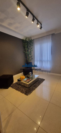 Imagem Casa com 4 Quartos à Venda, 180 m² em Tamboré - Santana De Parnaíba Imagem Casa com 4 Quartos à Venda, 180 m² em Tamboré - Santana De Parnaíba